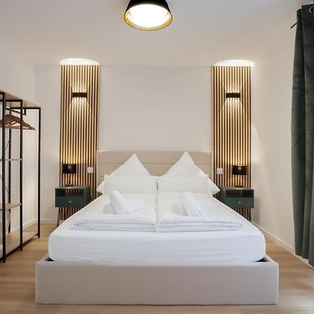 Neu / Design / Altstadt / Kueche / Netflix バート・ゼッキンゲン エクステリア 写真